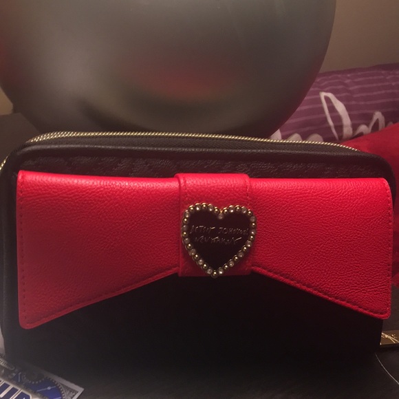 Wallet - Picture 1 of 2